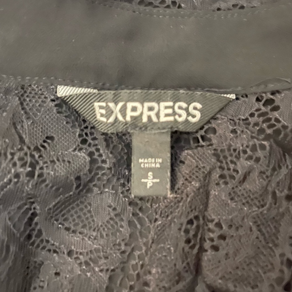 🖤 Express Black Lace & Sheer Keyhole Peplum Blouse 🖤 - Picture 13 of 13